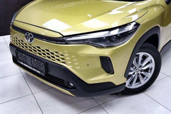 2025-Toyota-Corolla-Cross-18-XS image:27