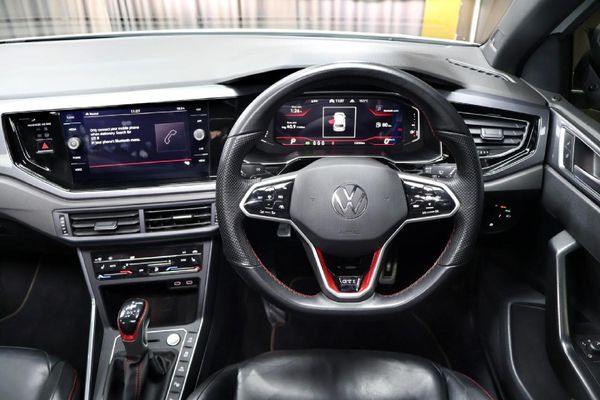 2022-Volkswagen-Polo-20-GTI-Auto-147kW image:8