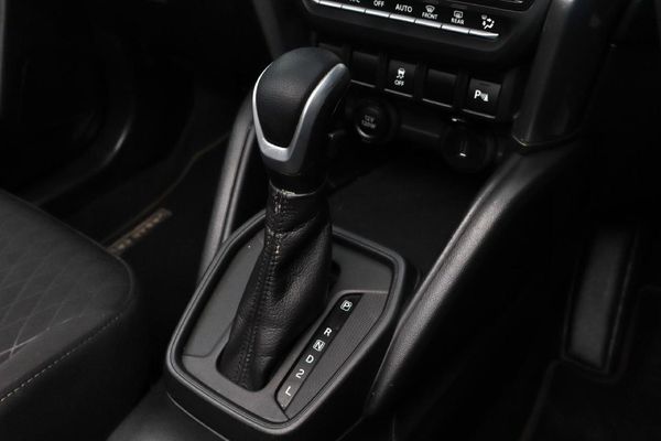 2025-Toyota-Urban-Cruiser-15-XR-Auto image:14
