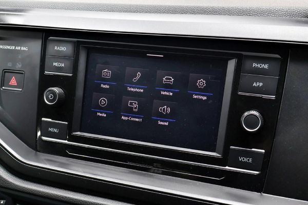 2023-Volkswagen-Polo-10-TSI image:13