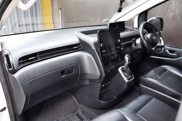 2023-Hyundai-Staria-22d-Executive-Auto image:11