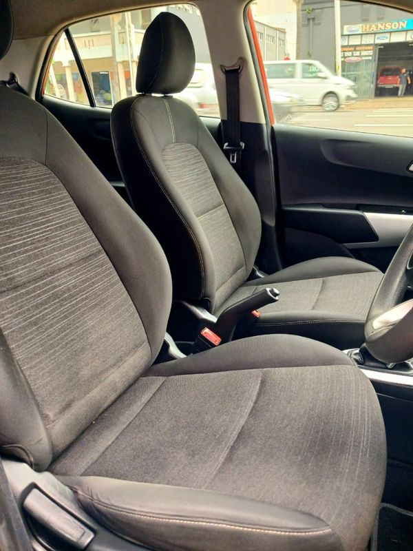 2022-Kia-Picanto-10-Street image:10
