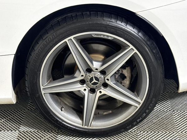 2017-Mercedes-Benz-C-Class-C-200-Coupe-Auto image:5