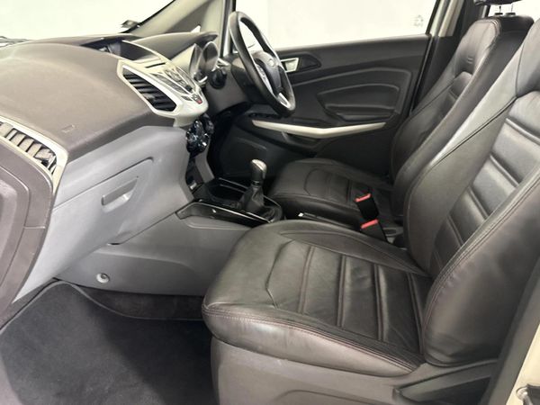 2016-Ford-EcoSport-15-TDCi-Trend image:8