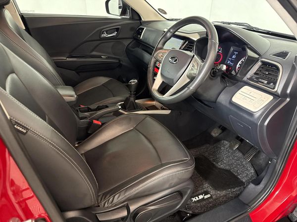 2022-Mahindra-XUV-300-12T-W8 image:9