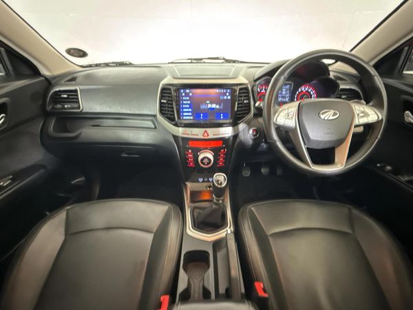 2022-Mahindra-XUV-300-12T-W8 image:1