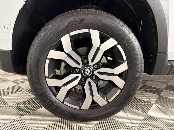 2023-Renault-Duster-15-dCi-Intens-EDC image:4