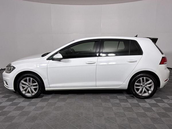 2017-Volkswagen-Golf-VII-10-TSI-Comfortline image:19