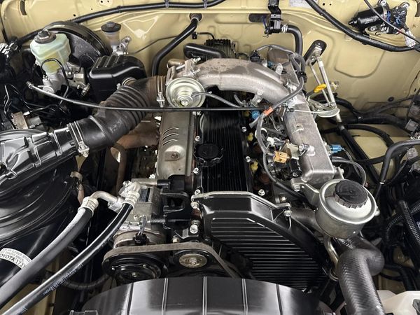 2020-Toyota-Land-Cruiser-79-42-D-Double-Cab image:10