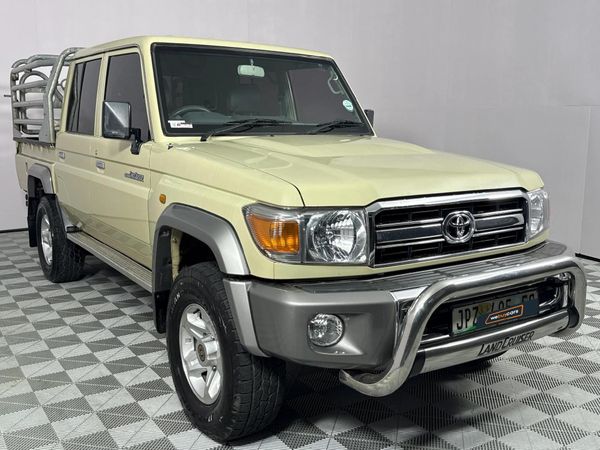 2020-Toyota-Land-Cruiser-79-42-D-Double-Cab image:13