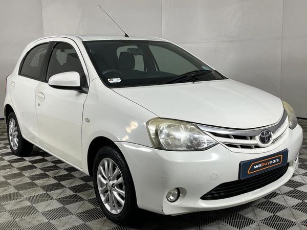 2017-Toyota-Etios-15-XS-5-dr image:12