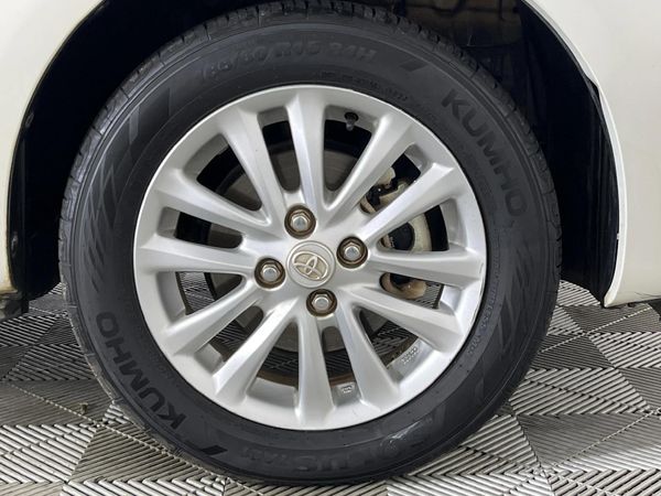 2017-Toyota-Etios-15-XS-5-dr image:5