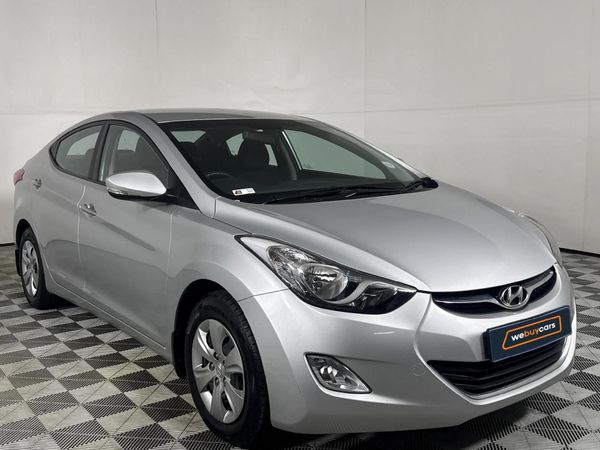 2012-Hyundai-Elantra-16-GLS-Premium image:9