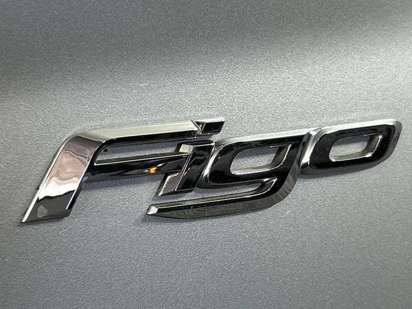 2013-Ford-Figo-14-Ambiente image:11