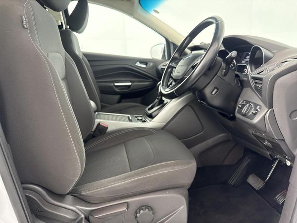 2018-Ford-Kuga-15-EcoBoost-Ambiente-Auto image:9