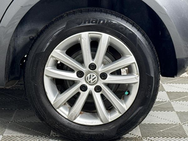 2017-Volkswagen-Polo-Vivo-GP-14-Conceptline-5-dr image:4