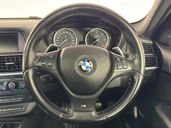 2013-BMW-X6-M50d image:12