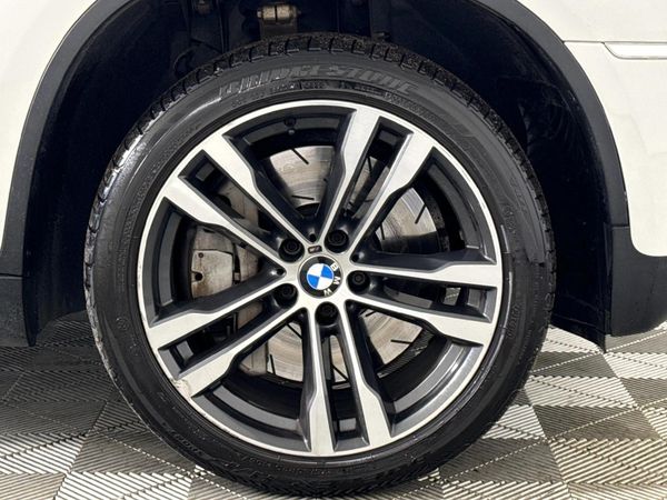 2013-BMW-X6-M50d image:5