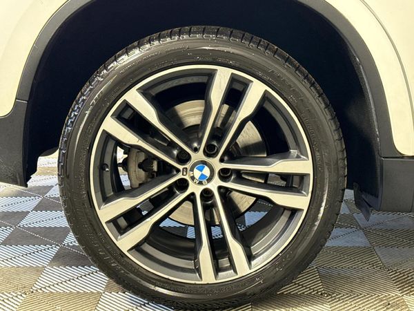 2013-BMW-X6-M50d image:7