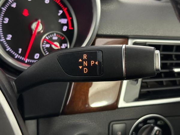 2016-Mercedes-Benz-GLE-500-4Matic image:10