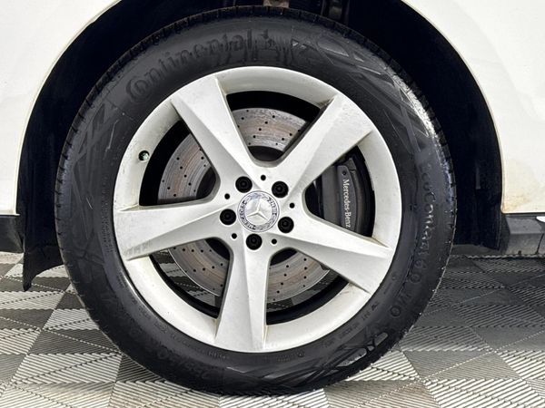 2016-Mercedes-Benz-GLE-500-4Matic image:4