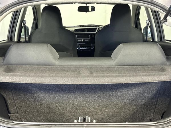 2018-Honda-Brio-12-Comfort-5-dr image:14