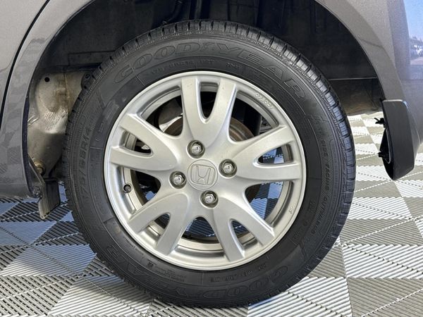 2018-Honda-Brio-12-Comfort-5-dr image:6