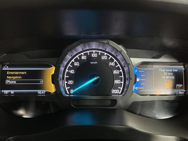 2019-Ford-Ranger-32-TDCi-XLT-Double-Cab image:2