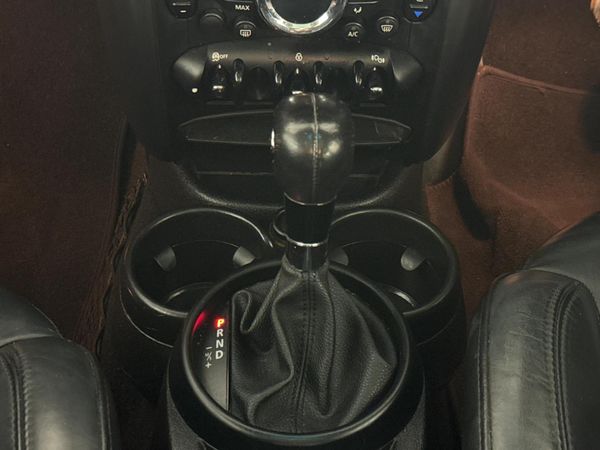2016-MINI-Countryman-Cooper-S-Auto image:10