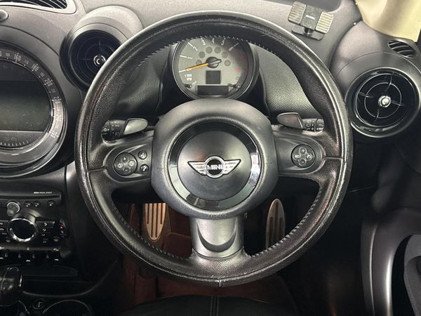 2016-MINI-Countryman-Cooper-S-Auto image:11