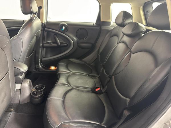 2016-MINI-Countryman-Cooper-S-Auto image:3