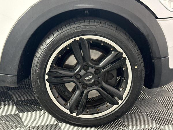 2016-MINI-Countryman-Cooper-S-Auto image:5