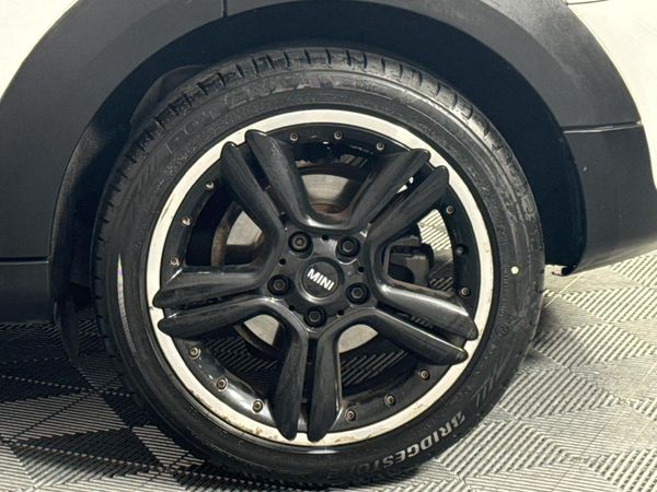 2016-MINI-Countryman-Cooper-S-Auto image:6