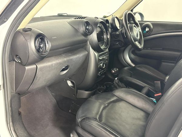 2016-MINI-Countryman-Cooper-S-Auto image:8