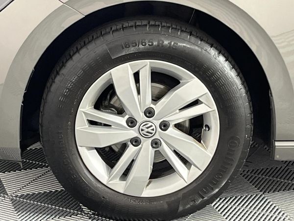 2020-Volkswagen-Polo-10-TSI-Comfortline image:4