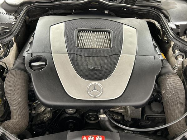 2005-Mercedes-Benz-E-Class-E-280 image:13