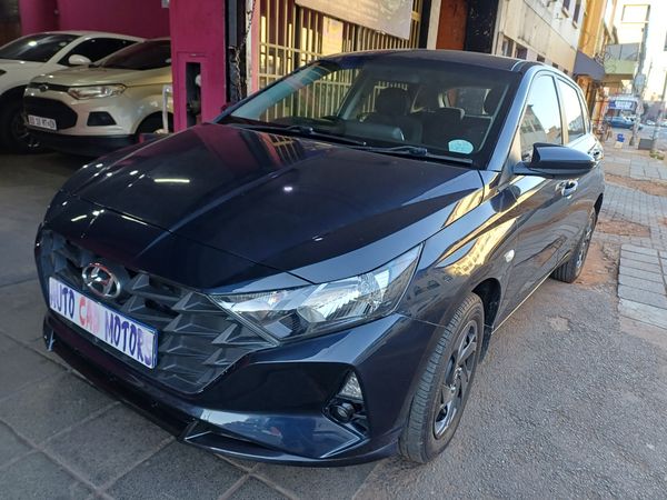 2023-Hyundai-i20-12-Fluid image:2