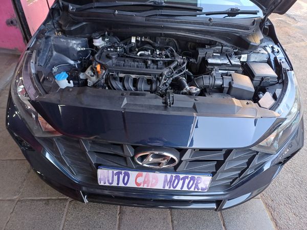 2023-Hyundai-i20-12-Fluid image:4