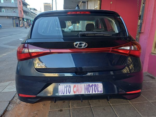 2023-Hyundai-i20-12-Fluid image:6