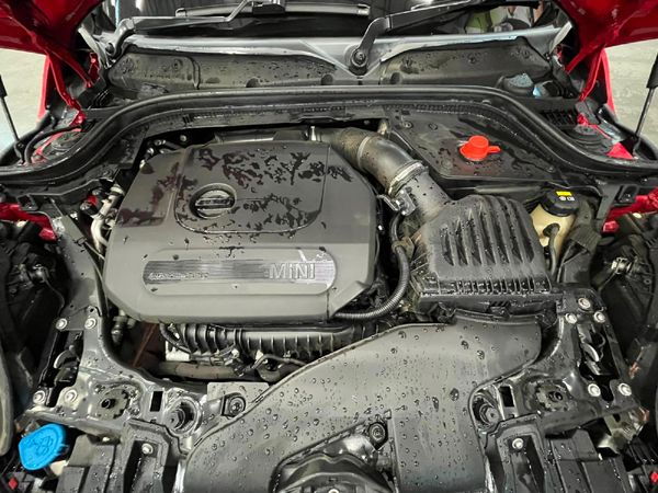 2018-MINI-Hatch-One-15T-Auto image:12