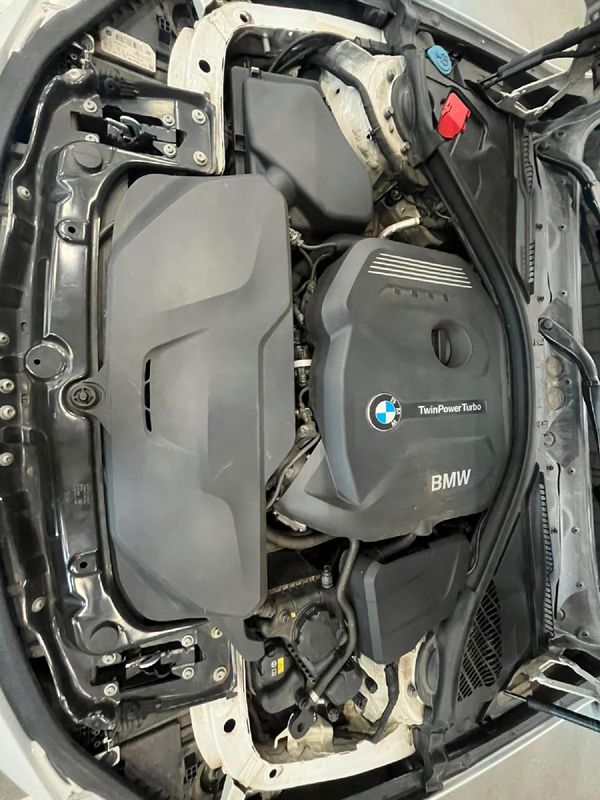 2017-BMW-3-Series-320i-M-Sport-Auto image:12