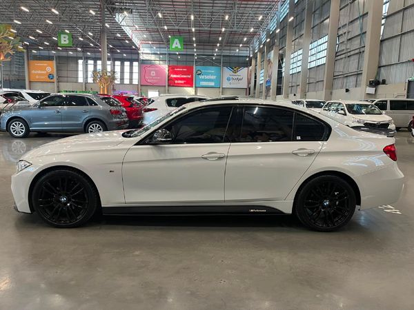 2017-BMW-3-Series-320i-M-Sport-Auto image:5