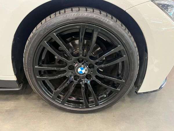 2017-BMW-3-Series-320i-M-Sport-Auto image:8