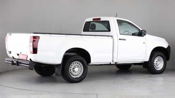 2021-Isuzu-D-Max-250C-Fleetside-Single-Cab image:16