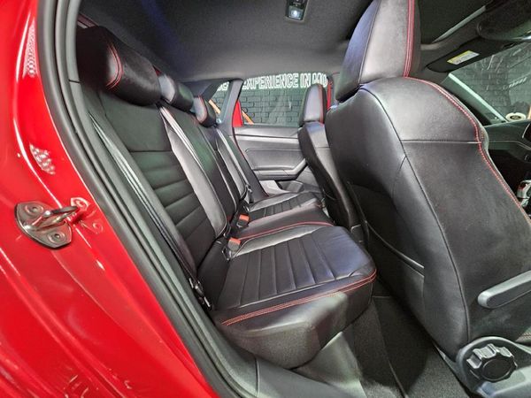 2022-Volkswagen-Polo-20-GTI-Auto-147kW image:21