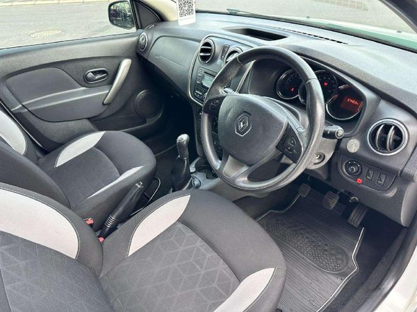 2016-Renault-Sandero-900T-Dynamique image:10
