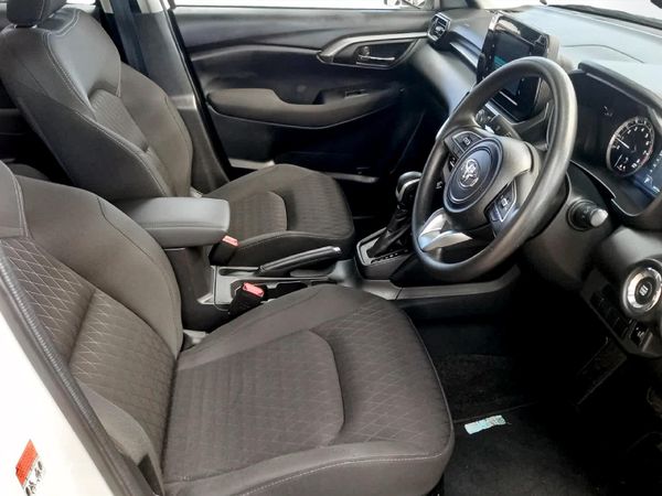2025-Toyota-Urban-Cruiser-15-XR-Auto image:10