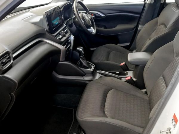 2025-Toyota-Urban-Cruiser-15-XR-Auto image:6