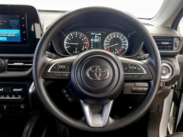 2025-Toyota-Urban-Cruiser-15-XR-Auto image:7