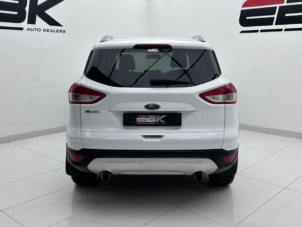 2015-Ford-Kuga-15-EcoBoost-Ambiente image:3